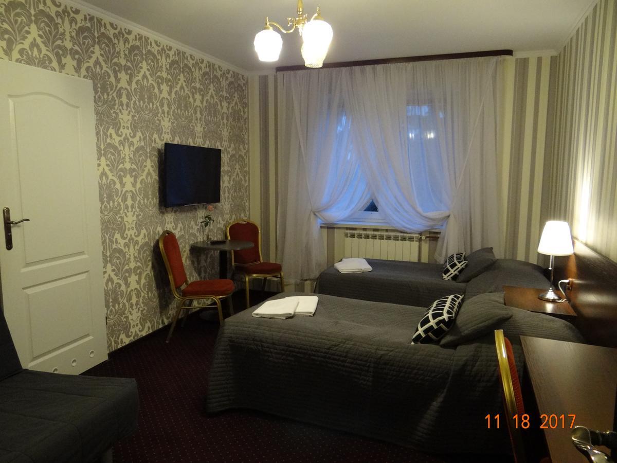 Bed and Breakfast "Arkadia" Остроленка Экстерьер фото