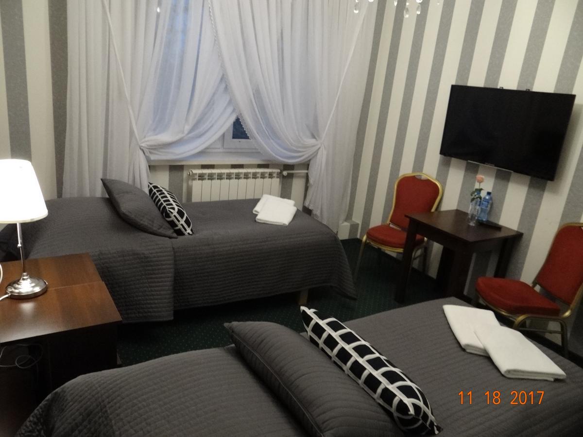 Bed and Breakfast "Arkadia" Остроленка Экстерьер фото